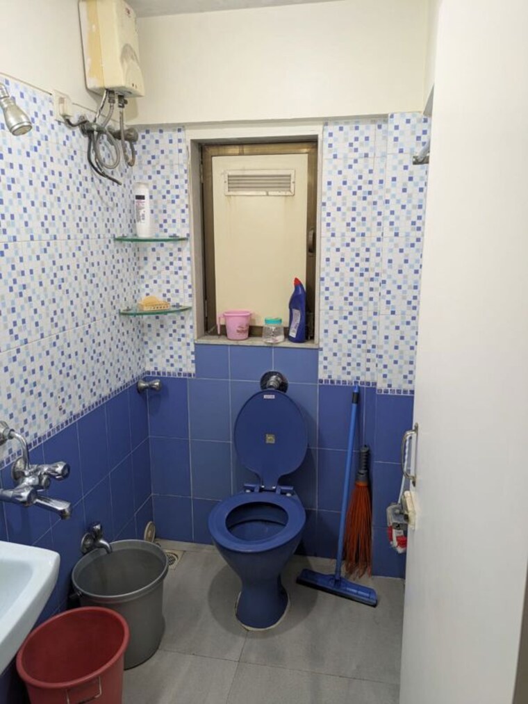 Team Area, grace-classic 3 Bedroom 1050 Sq.Ft. Apartment In Khar West Mumbai 10618997