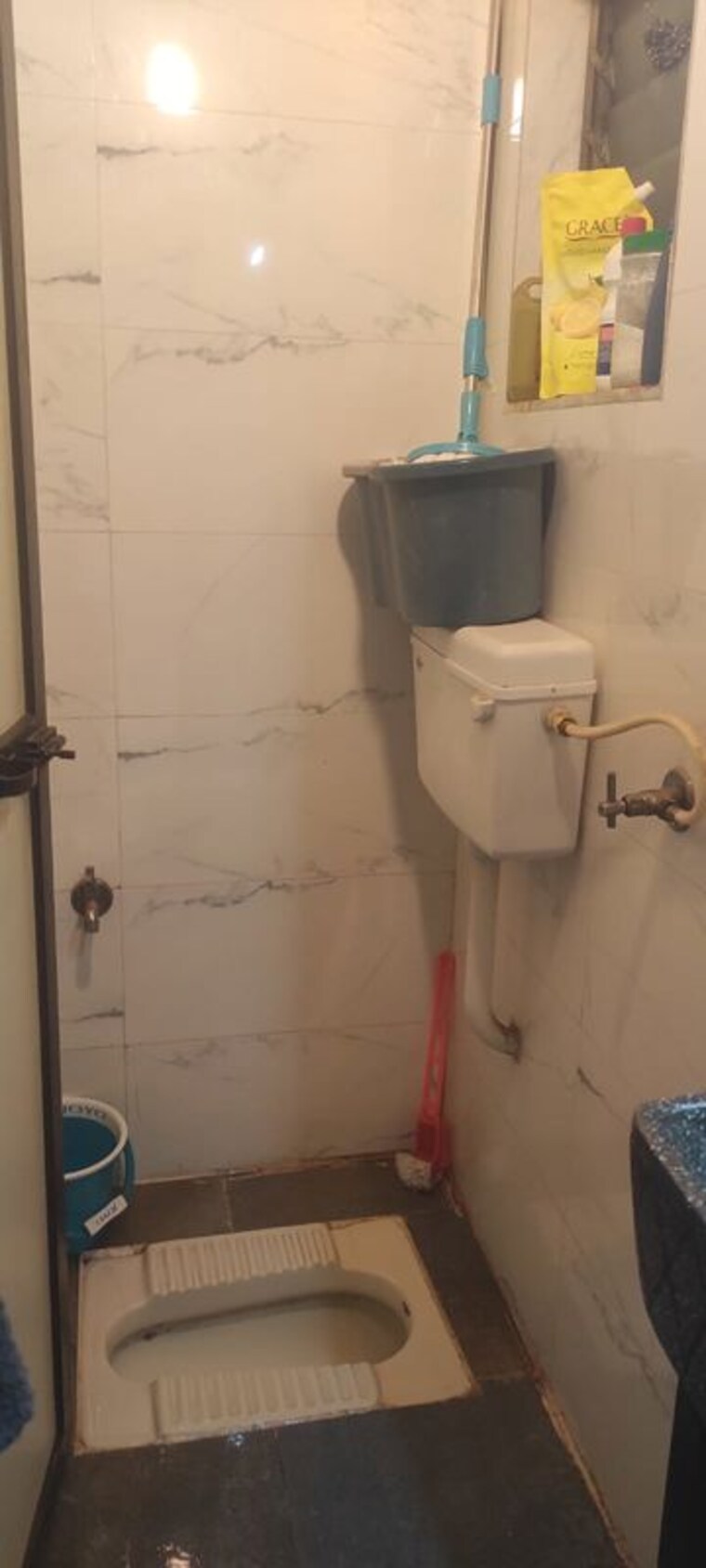 Bathroom, swastik-park-kiran-mill-colony 1 RK 450 Sq.Ft. Apartment In Kiran Mill Colony Thane 10618994