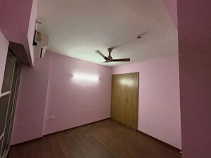 Room in 2 BHK Apartment at M3M Marina, Sector 68 – for Rent