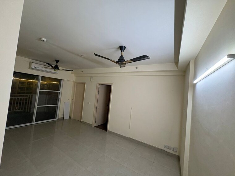 Team Area, m3m-marina 2 Bedroom 1260 Sq.Ft. Apartment In Sector 68 Gurgaon 10618998