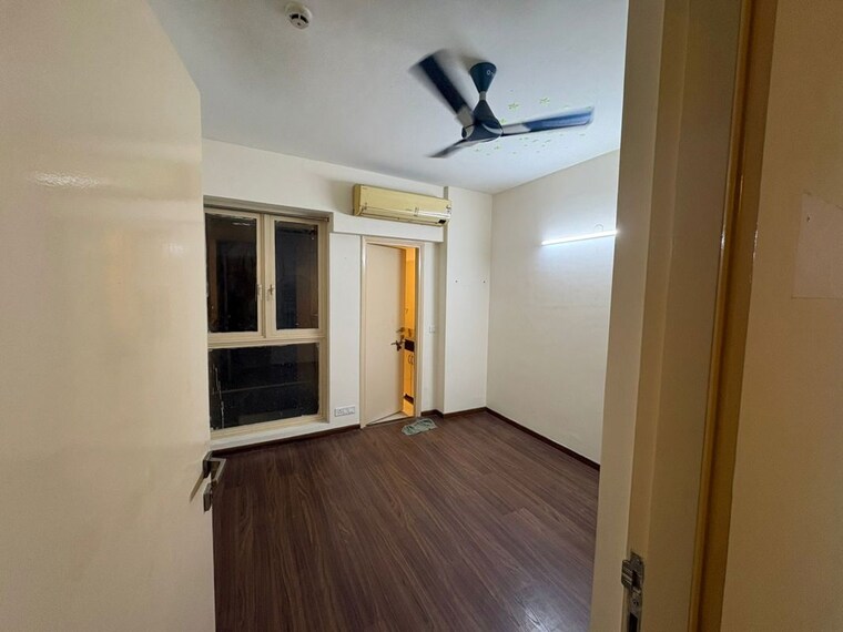 Room, m3m-marina 2 Bedroom 1260 Sq.Ft. Apartment In Sector 68 Gurgaon 10618998