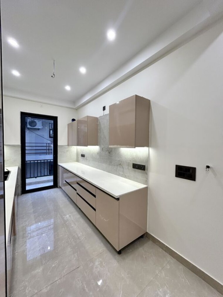 Kitchen, sector 23 3 Bedroom 1550 Sq.Ft. Builder Floor In Sector 23 Gurgaon 10619020