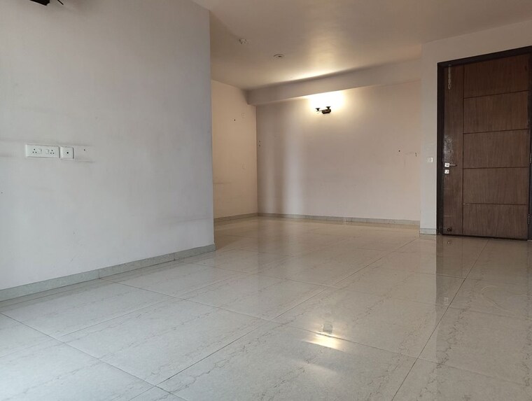 Room, omaxe-royal-residency-faridabad 3 Bedroom 1925 Sq.Ft. Apartment In Sector 79 Faridabad 10619028