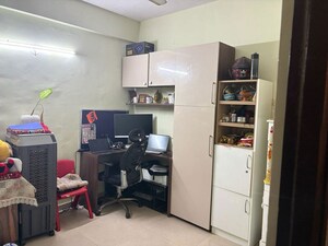 Team Area in 3 BHK Builder Floor at Sector 23 – for Rent