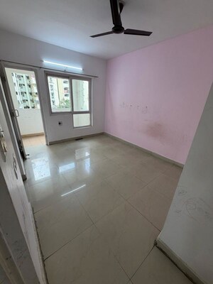 Room in 2 BHK Apartment at Faizabad Road – for Rent