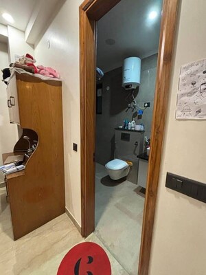 Attached Bathroom in 3 BHK Builder Floor at Sector 47 – for Rent