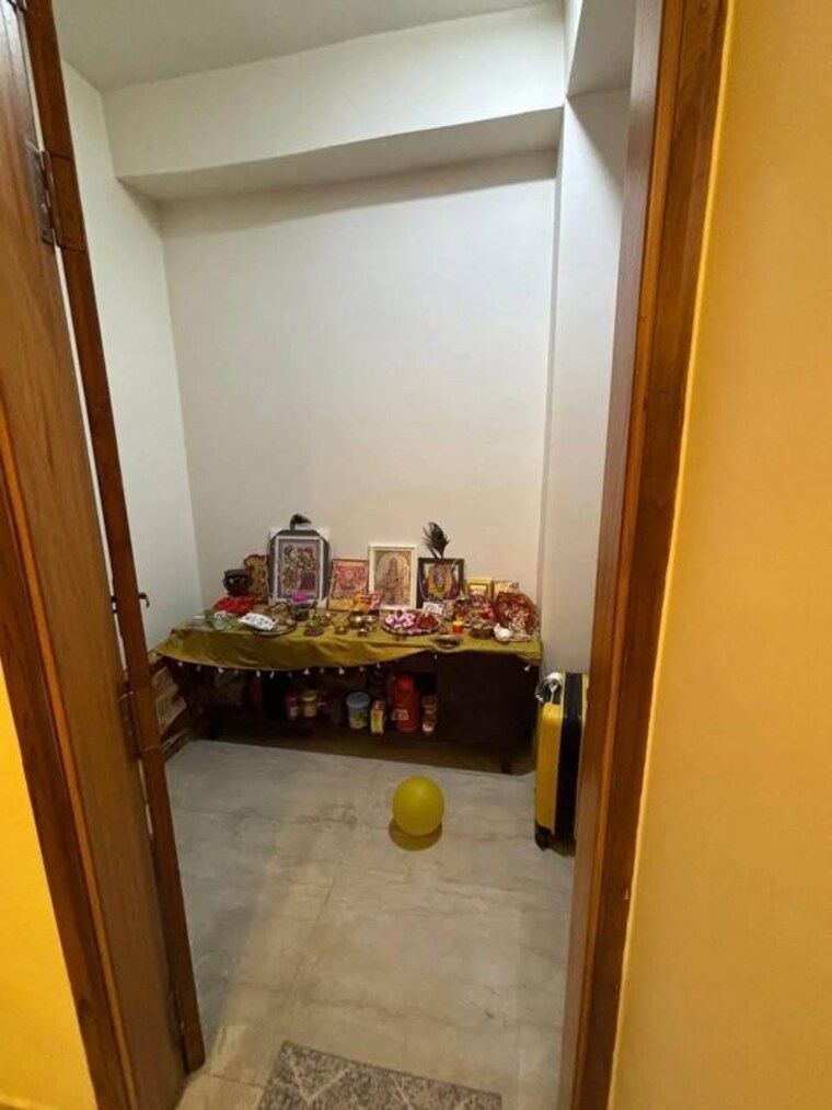 Bedroom, sector 47 3 Bedroom 2300 Sq.Ft. Builder Floor In Sector 47 Gurgaon 10619061