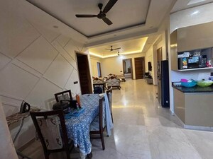 Living Room in 3 BHK Builder Floor at Sector 47 – for Rent