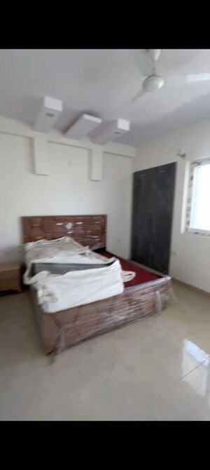 Bedroom in 3 BHK Builder Floor at Green Fields Colony – for Rent
