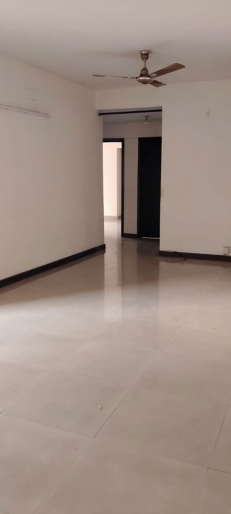 Room, bptp-park-grandeura 3.5 Bedroom 2032 Sq.Ft. Apartment In Sector 82 Faridabad 10619121