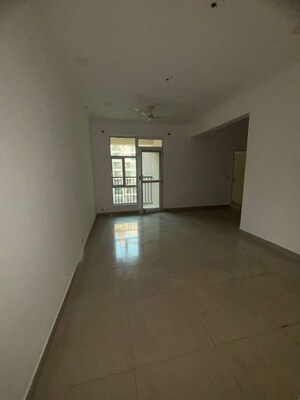 Room in 3 BHK Apartment at Prateek Wisteria, Sector 77 – for Sale