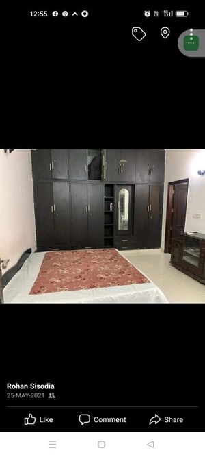 Bedroom in 6+ BHK Villa at Noida Central – for Sale