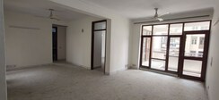 3 BHK Apartment For Rent in Madhur Jivan Apartment