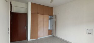Room in 3 BHK Apartment at Madhur Jivan Apartment, Sector 56 – for Rent
