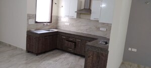 Kitchen in 2 BHK Builder Floor at Sector 43 – for Rent