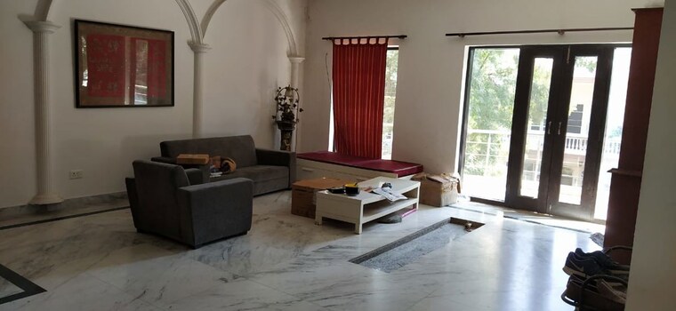 Living Room, west enclave 6+ Bedroom 178 Sq.Yd. Independent House In West Enclave Delhi 10619151