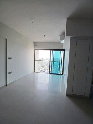 Room in 2 BHK Apartment at Rustomjee Paramount, Khar West – for Rent