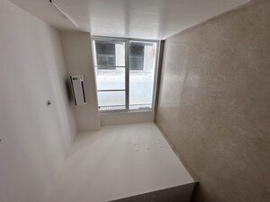 Room in 1 BHK Apartment at Rustomjee Cleon, Bandra East – for Rent