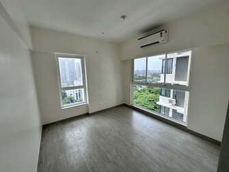 1 BHK 440 Sq.Ft. Apartment in Rustomjee Cleon