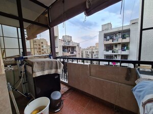 Team Area in 3.5 BHK Builder Floor at Orchid Island, Sector 51 – for Rent