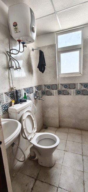 Bathroom in 1 BHK Apartment at Smiriti Apartment, Sector 56 – for Rent