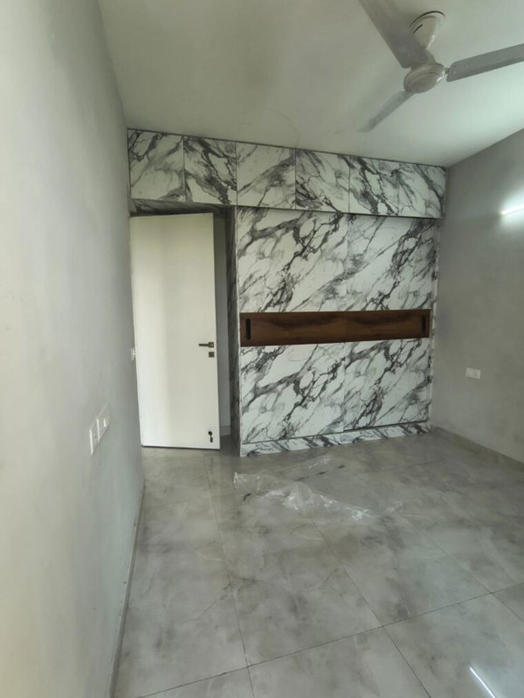 Room, signature-global-city 3 Bedroom 1250 Sq.Ft. Apartment In Sector 37d Gurgaon 10619048