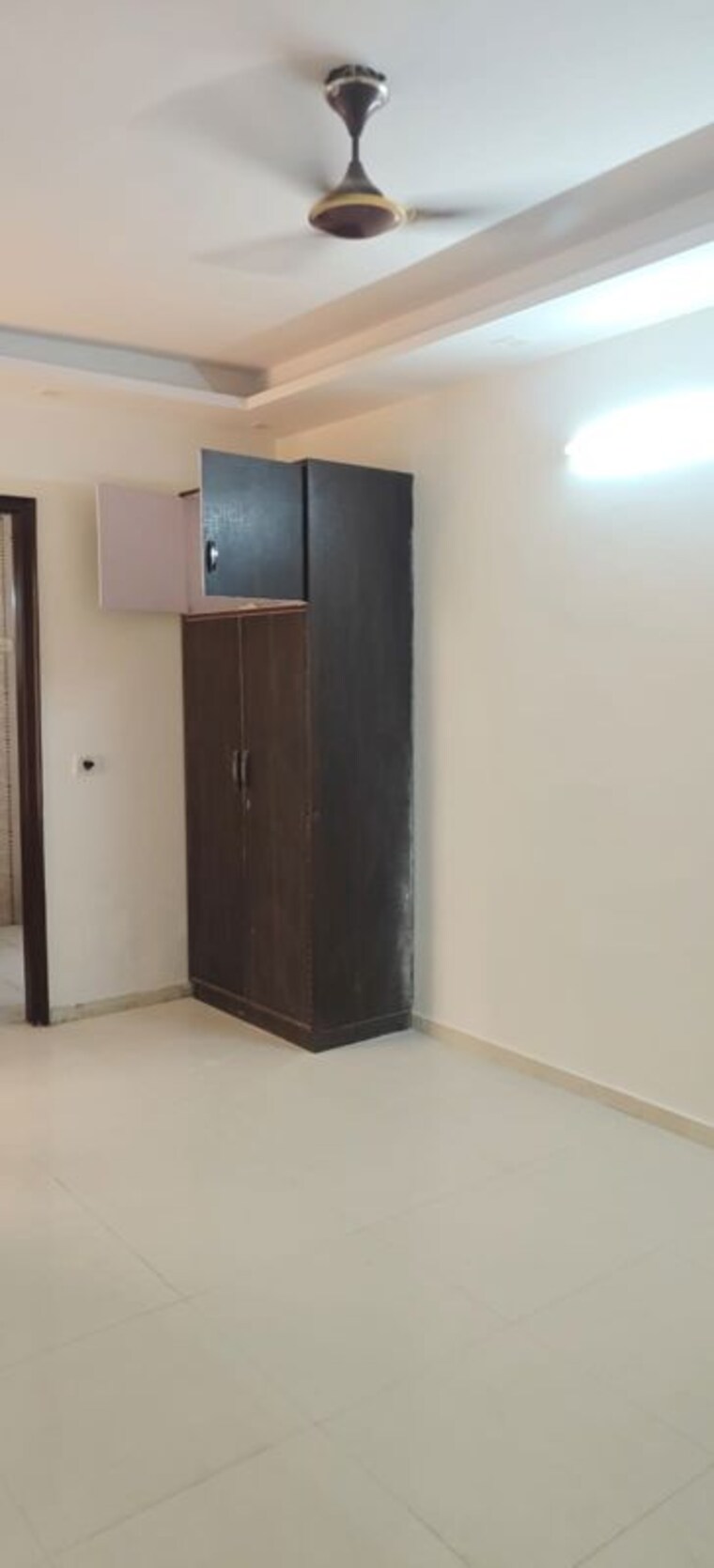 Room, green fields colony 3 Bedroom 200 Sq.Yd. Builder Floor In Green Fields Colony Faridabad 10619185