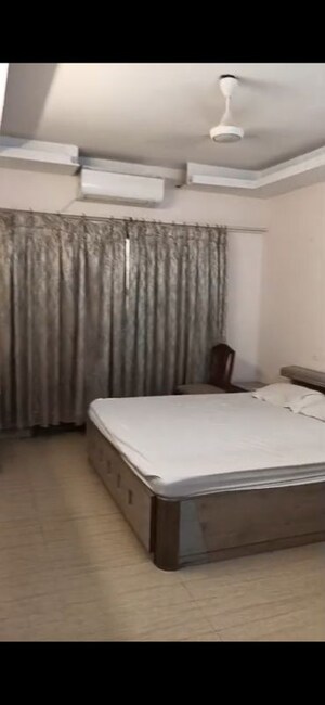 Bedroom in 3 BHK Apartment at HDIL Metropolis Residences, Andheri West – for Rent