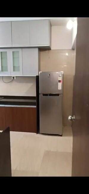Furnished Amenities in 3 BHK Apartment at HDIL Metropolis Residences, Andheri West – for Rent