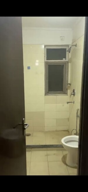 Bathroom in 3.5 BHK Apartment at BPTP Princess Park, Sector 86 – for Rent