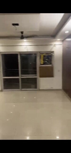 Room in 3.5 BHK Apartment at BPTP Princess Park, Sector 86 – for Rent