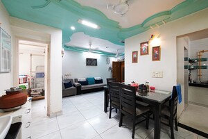 Team Area in 3 BHK Apartment at Satellite – for Sale
