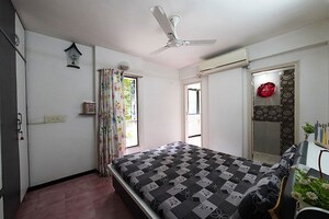 Bedroom in 3 BHK Apartment at Satellite – for Sale