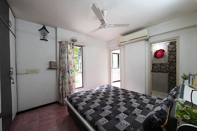 Bedroom, satellite 3 Bedroom 130 Sq.Yd. Apartment In Satellite Ahmedabad 10619268