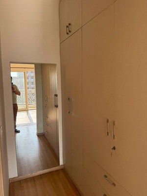 Room in 3 BHK Apartment at AIPL The Peaceful Homes, Sector 70a – for Rent