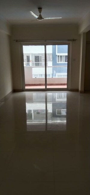 Room in 2 BHK Apartment at Manyata Residency, Nagavara – for Sale