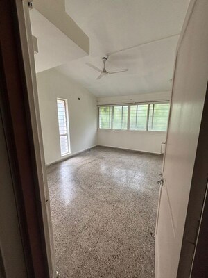 Room in 2 BHK Villa at Lantana Gardens – for Rent