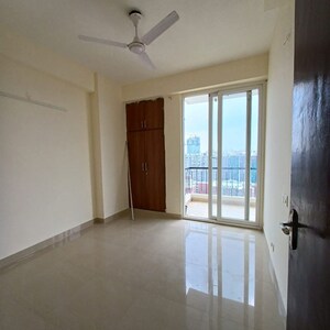 Room in 2 BHK Apartment at Amrapali Enchante, Tech Zone 4 Greater Noida – for Sale