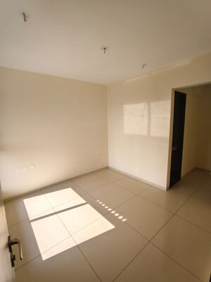 Bedroom in 4 BHK Apartment at Chandak 34 Park Estate, Goregaon West – for Rent