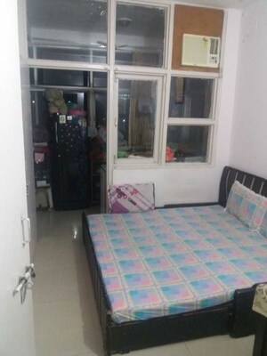 Parking in 1 BHK Builder Floor at Sector 21 – for Rent