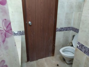 Bathroom in 2.5 BHK Apartment at Oberoi Springs, Andheri West – for Rent