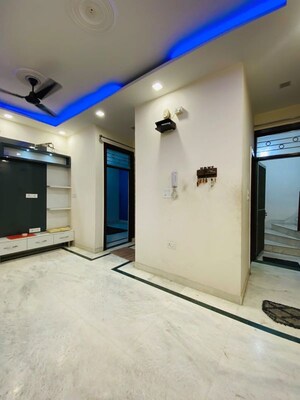 Room in 2 BHK Builder Floor at Dwarka Mor – for Sale