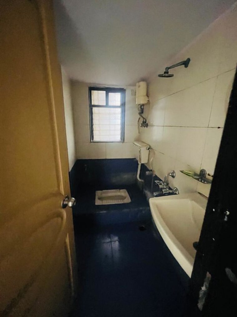 Kitchen, satellite-garden 2 Bedroom 875 Sq.Ft. Apartment In Goregaon East Mumbai 10619403