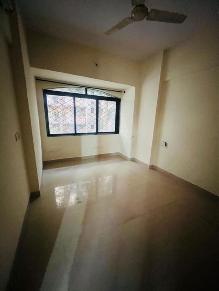 Room, satellite-garden 2 Bedroom 875 Sq.Ft. Apartment In Goregaon East Mumbai 10619403