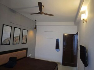 1 BHK Builder Floor For Rent in Freedom Fighters Enclave