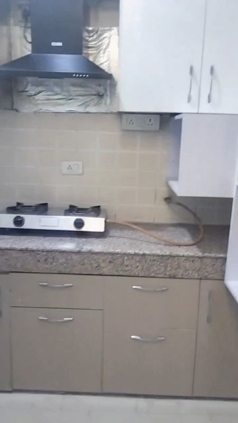 Kitchen, srs-royal-hills 2 Bedroom 1025 Sq.Ft. Apartment In Sector 87 Faridabad 10619413