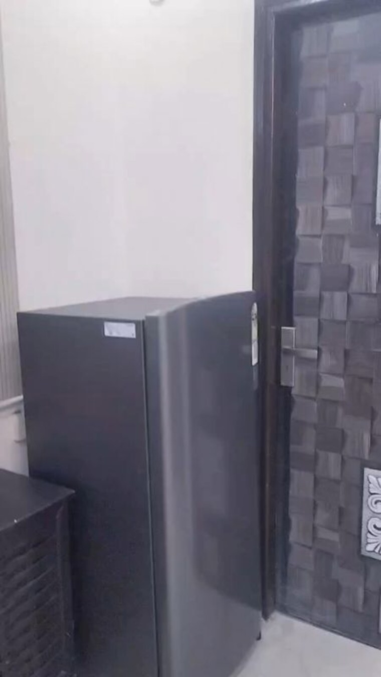 Bathroom, srs-royal-hills 2 Bedroom 1025 Sq.Ft. Apartment In Sector 87 Faridabad 10619413