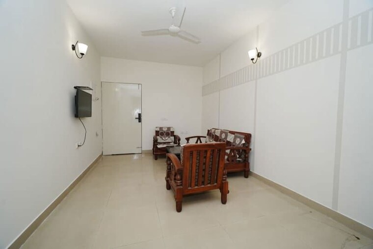 Living Room, suncity-avenue-102 2 Bedroom 725 Sq.Ft. Apartment In Sector 102 Gurgaon 10619420