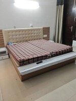 2 BHK + Prayer Room,Servant Room,Study Room,Extra Room,Basement,Store Room 700 Sq.Ft. Builder Floor in Sector 39