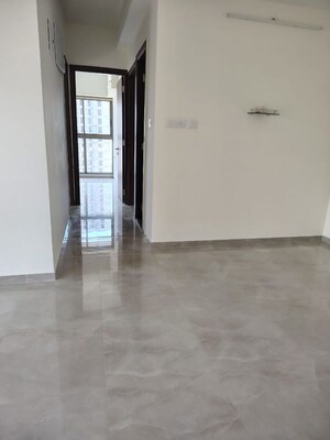 Room in 3.5 BHK Apartment at Sheth Auris Serenity Tower 3, Malad West – for Sale